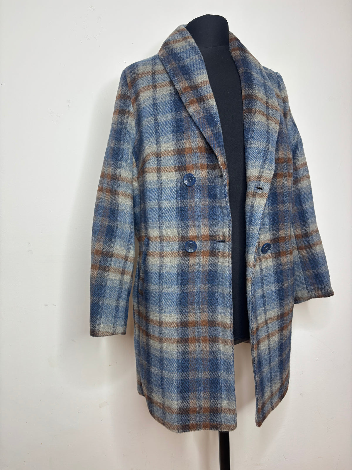 Mantello Blue Brown