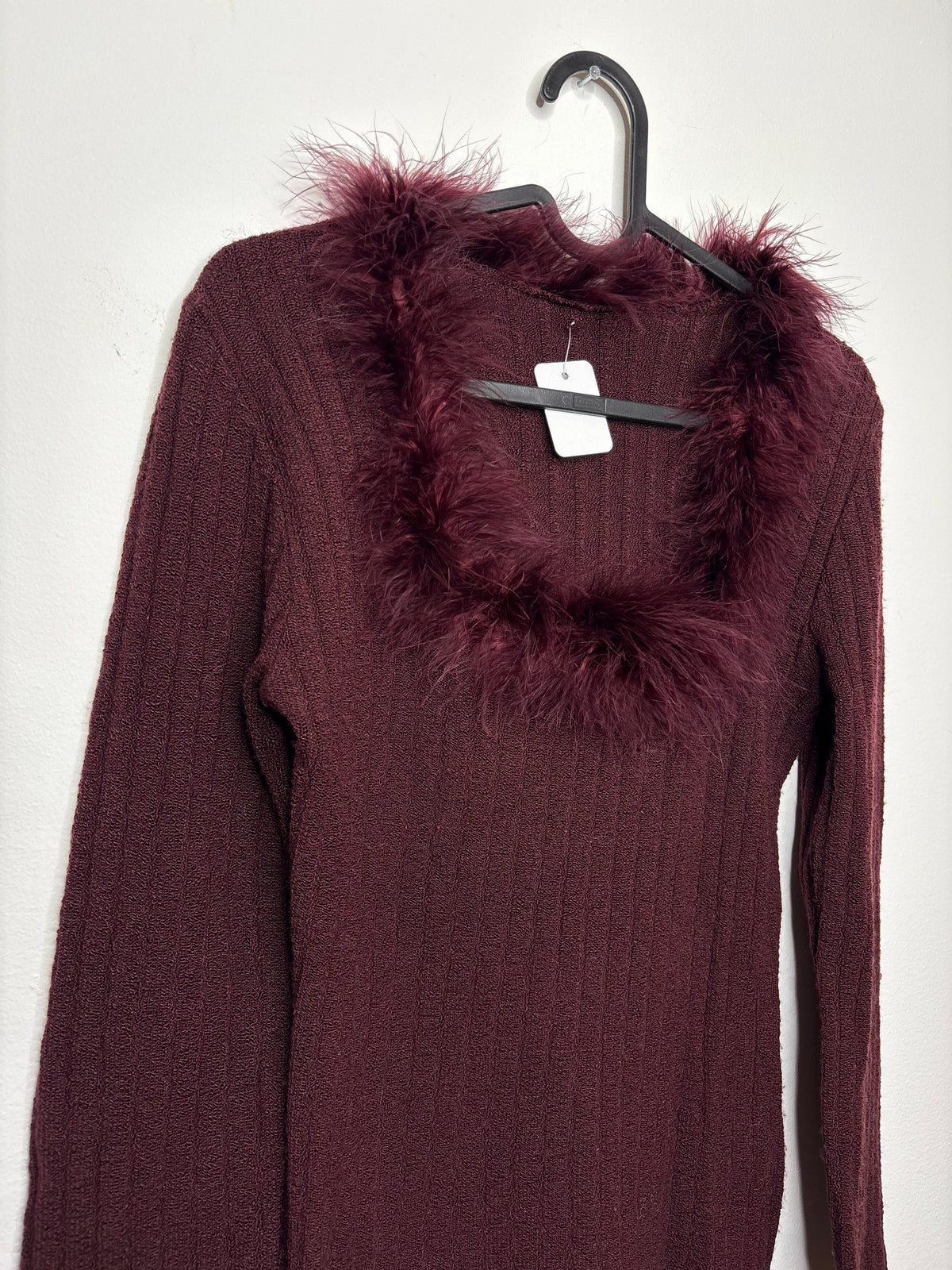 Pullover Feathers
