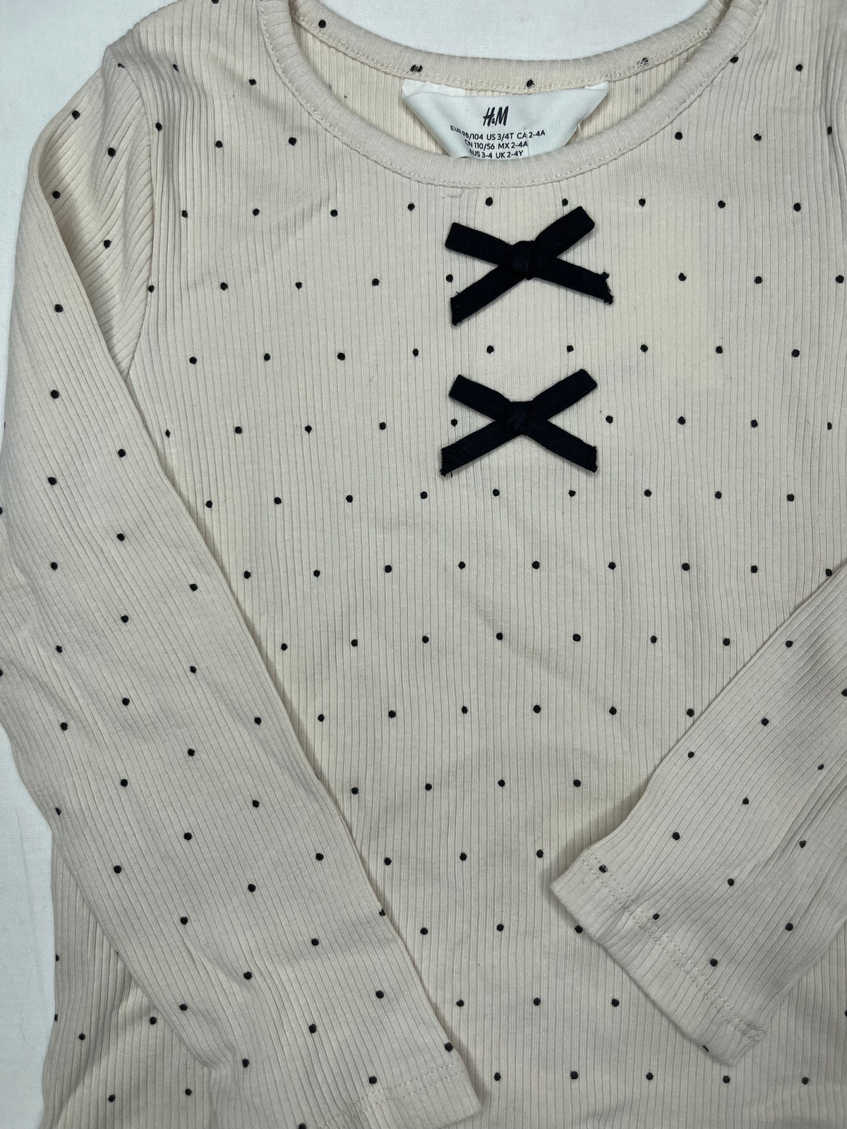 Pullover Bows