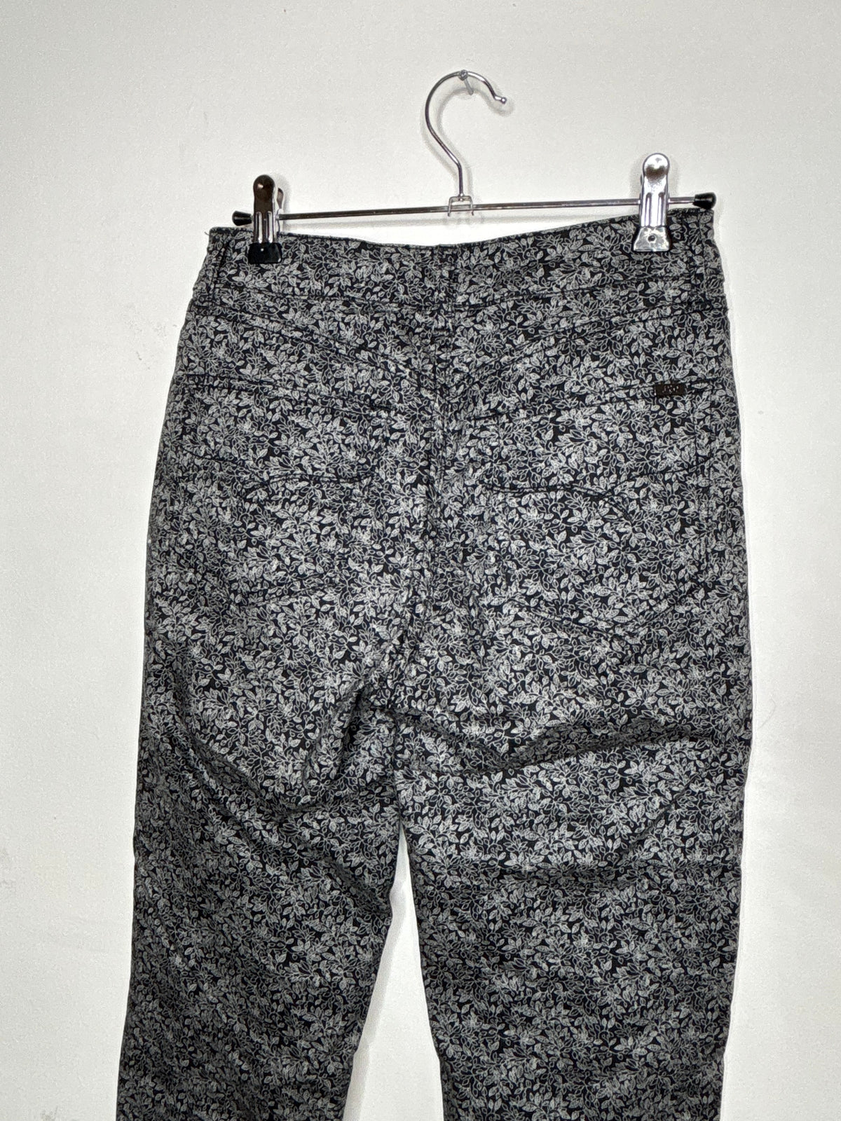 Pantaloni Black Flowers