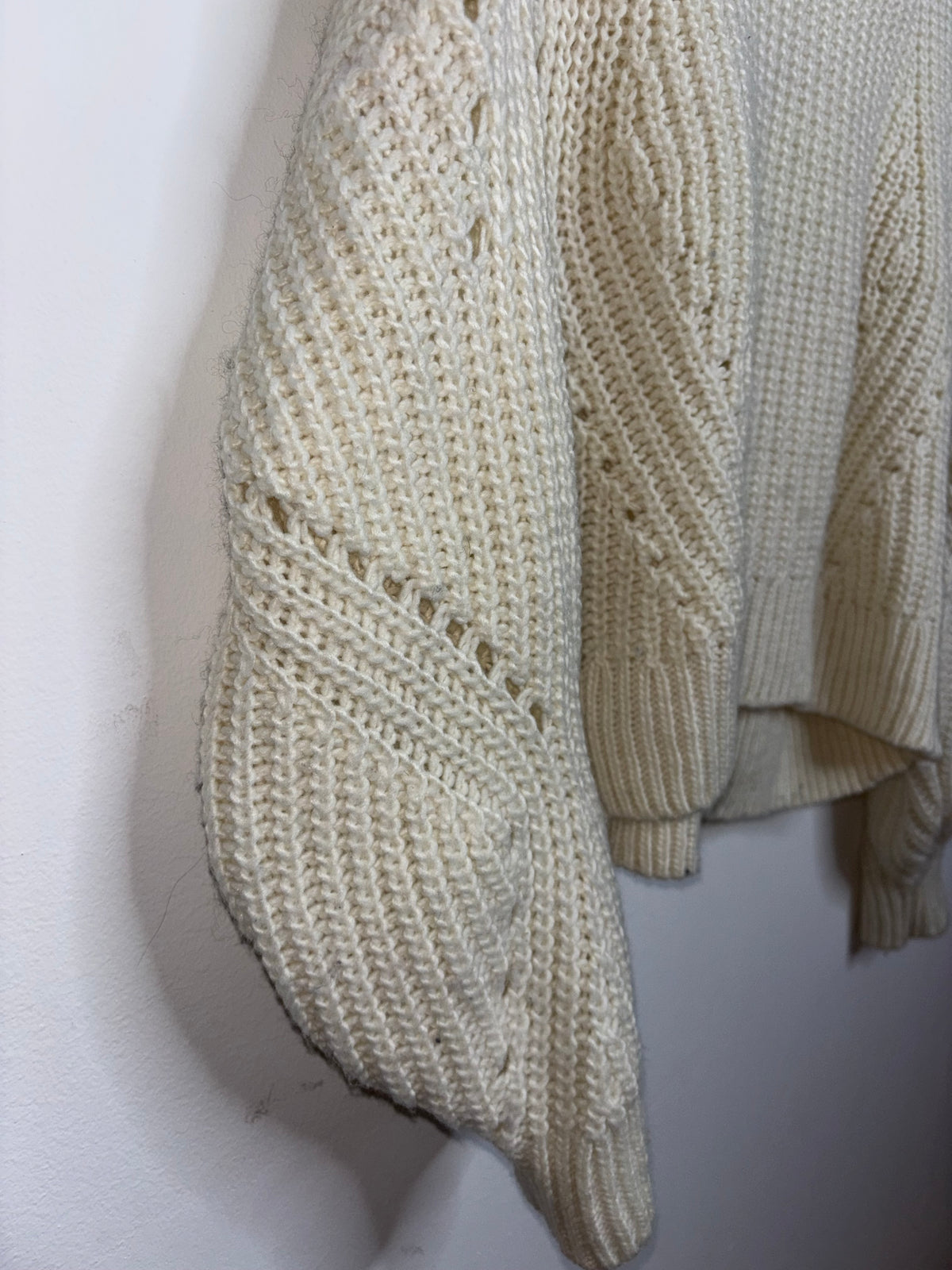 Pullover Creme