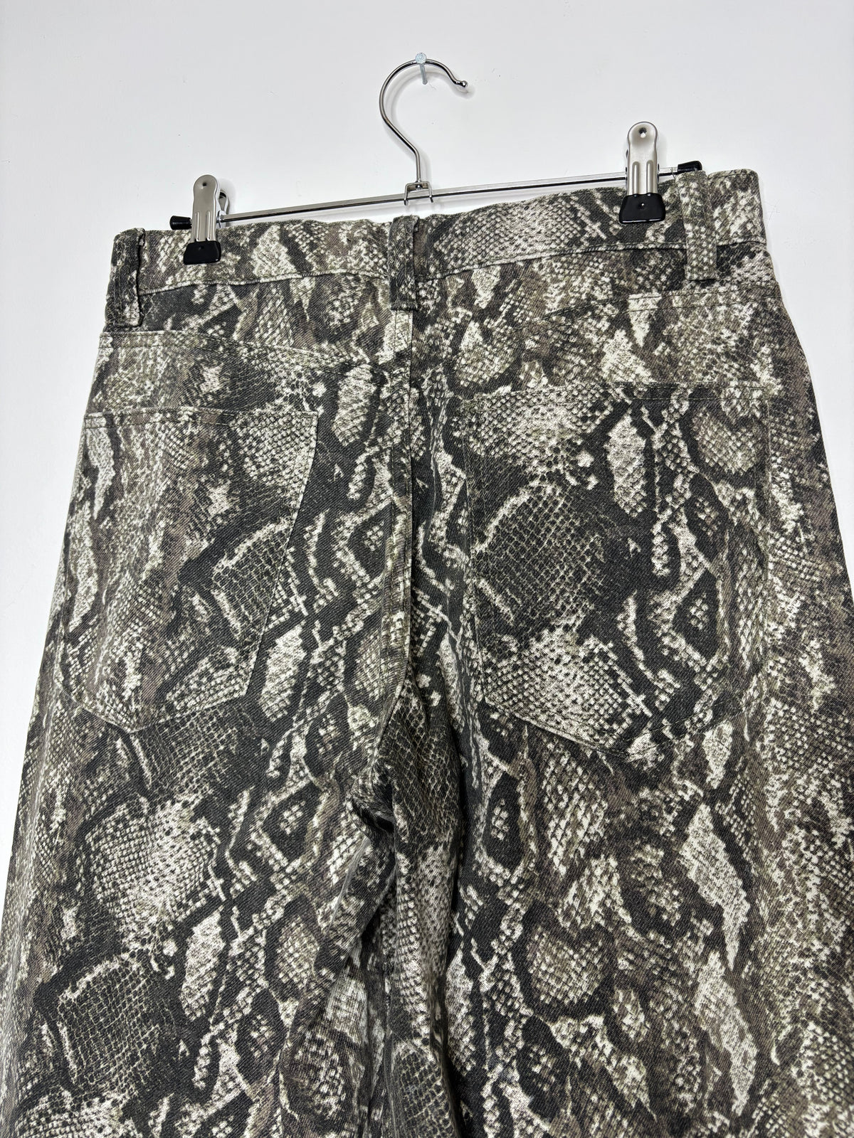 Jeans Snake