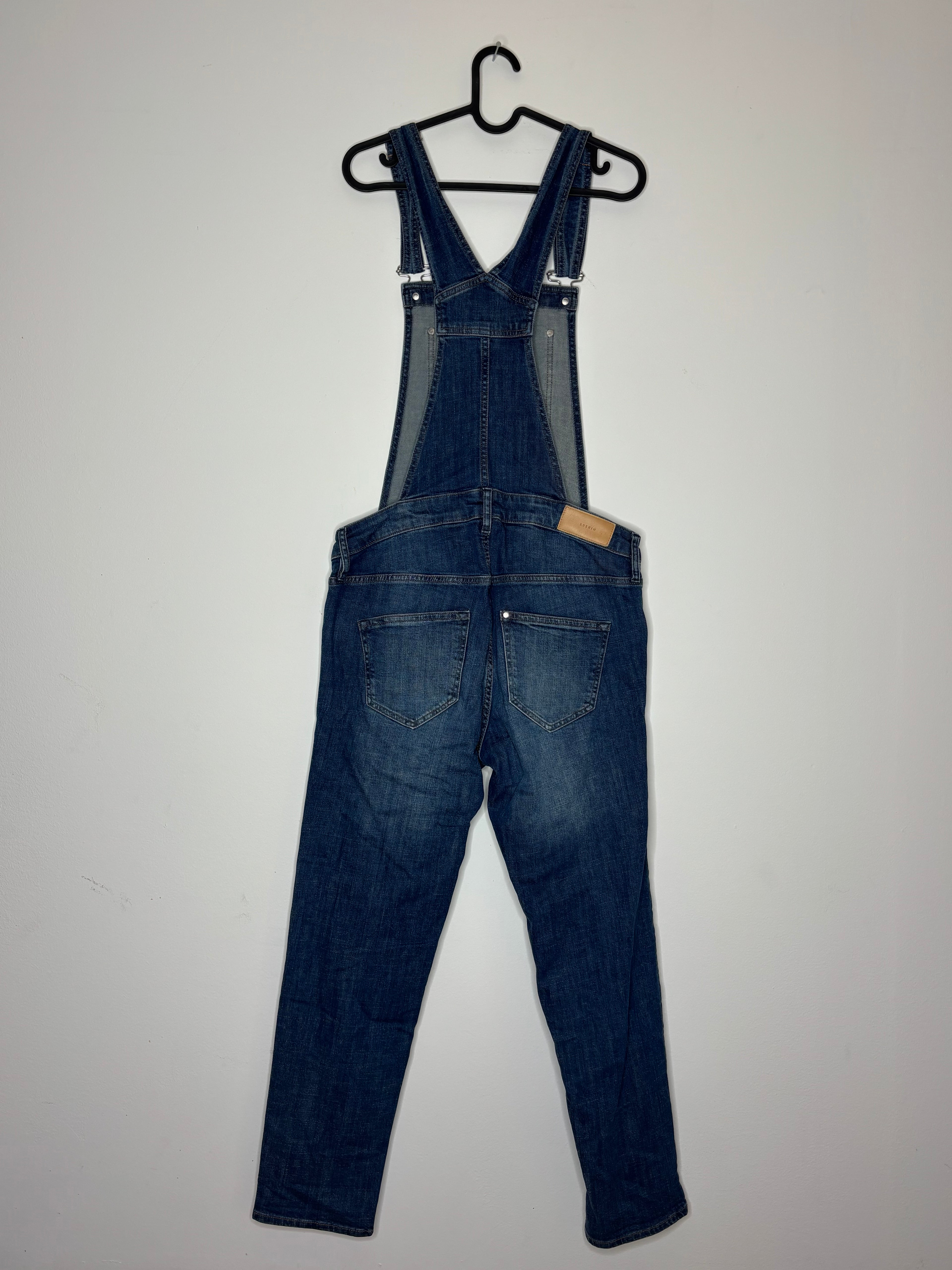 Overall Mom