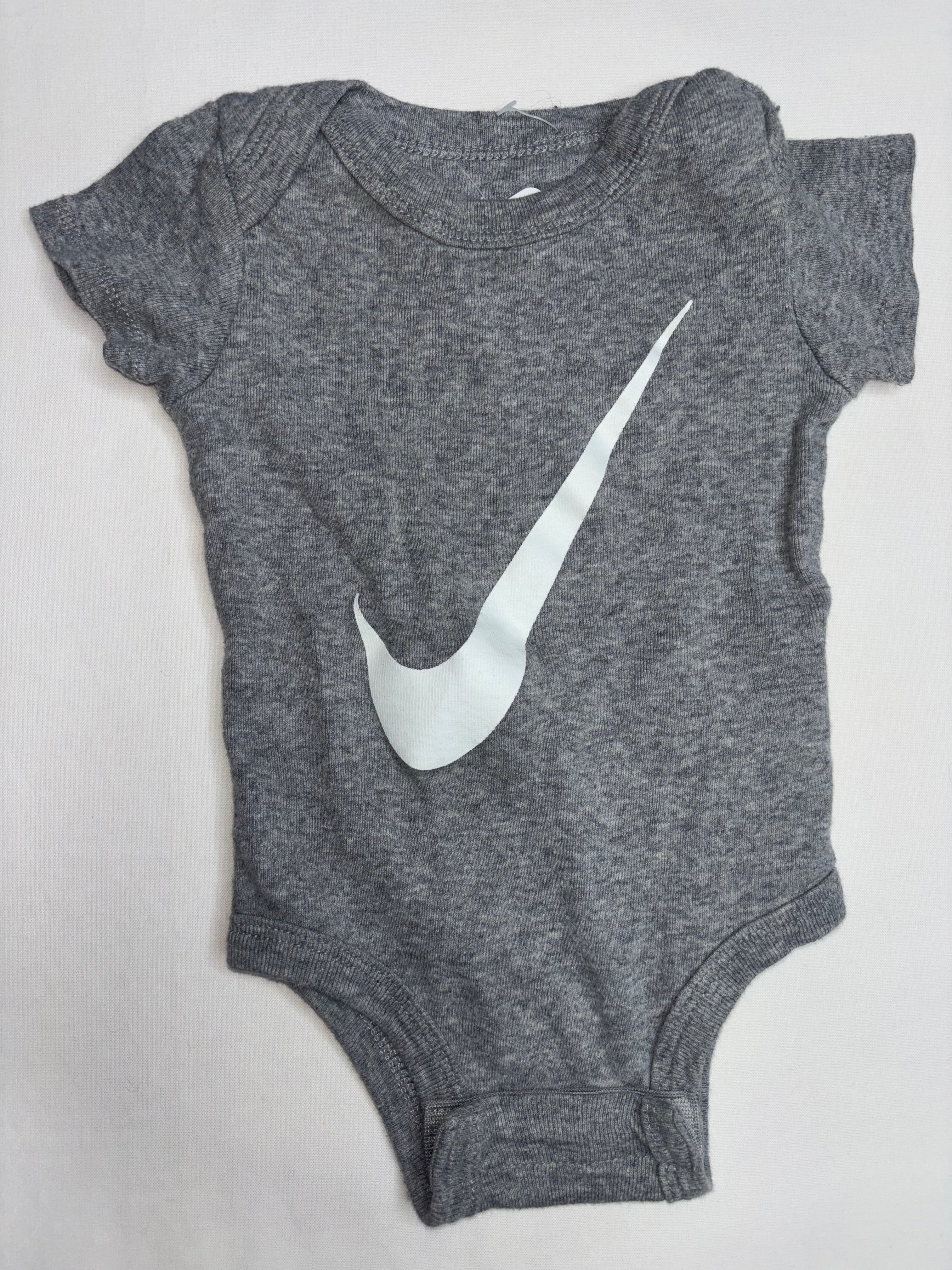 Body Nike
