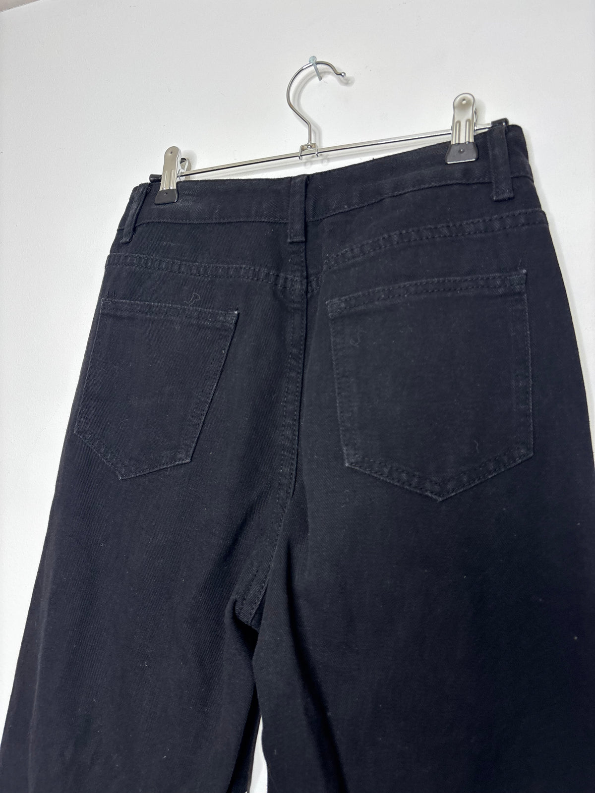 Jeans Eyes