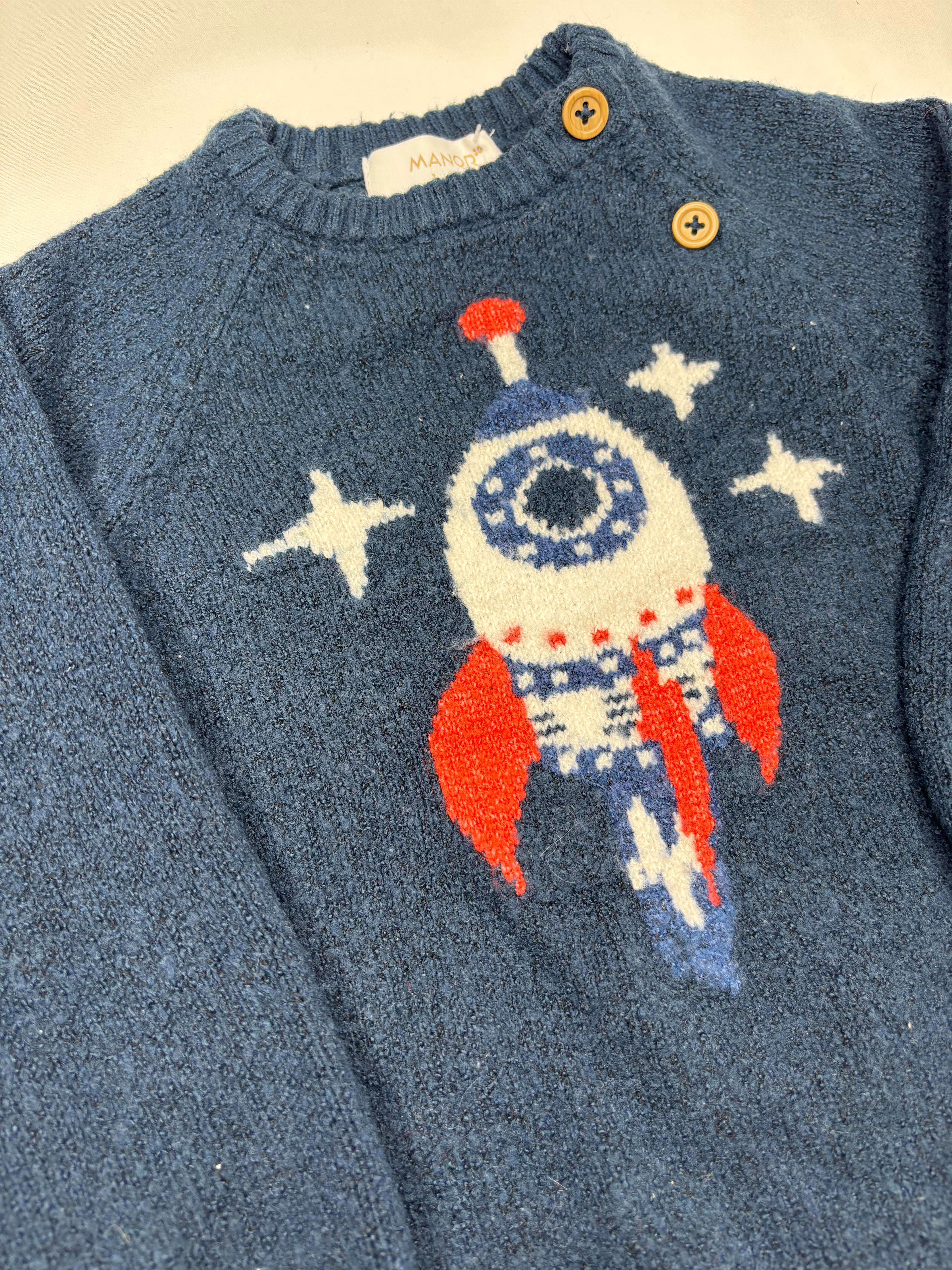 Pullover Space