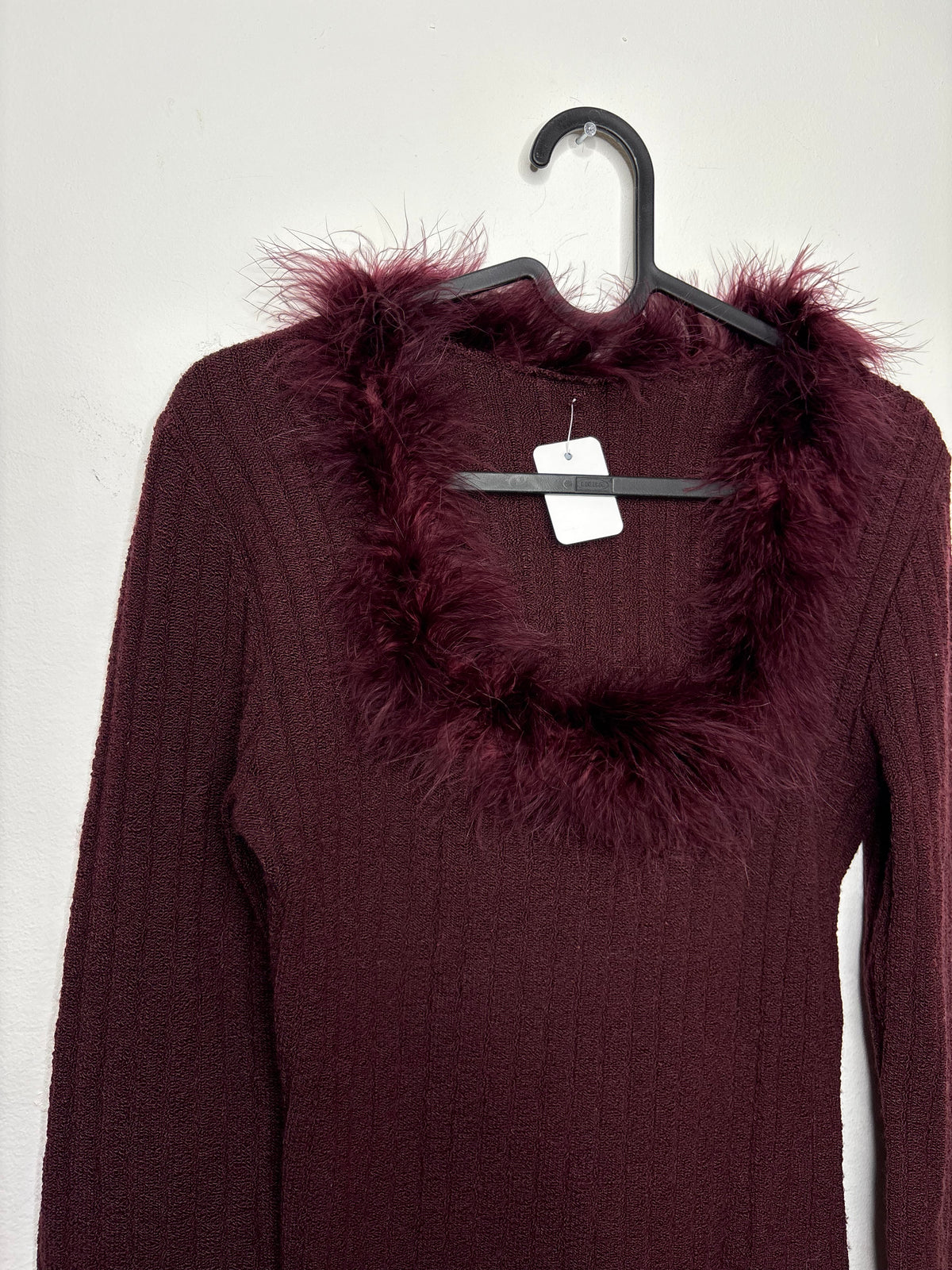 Pullover Feathers